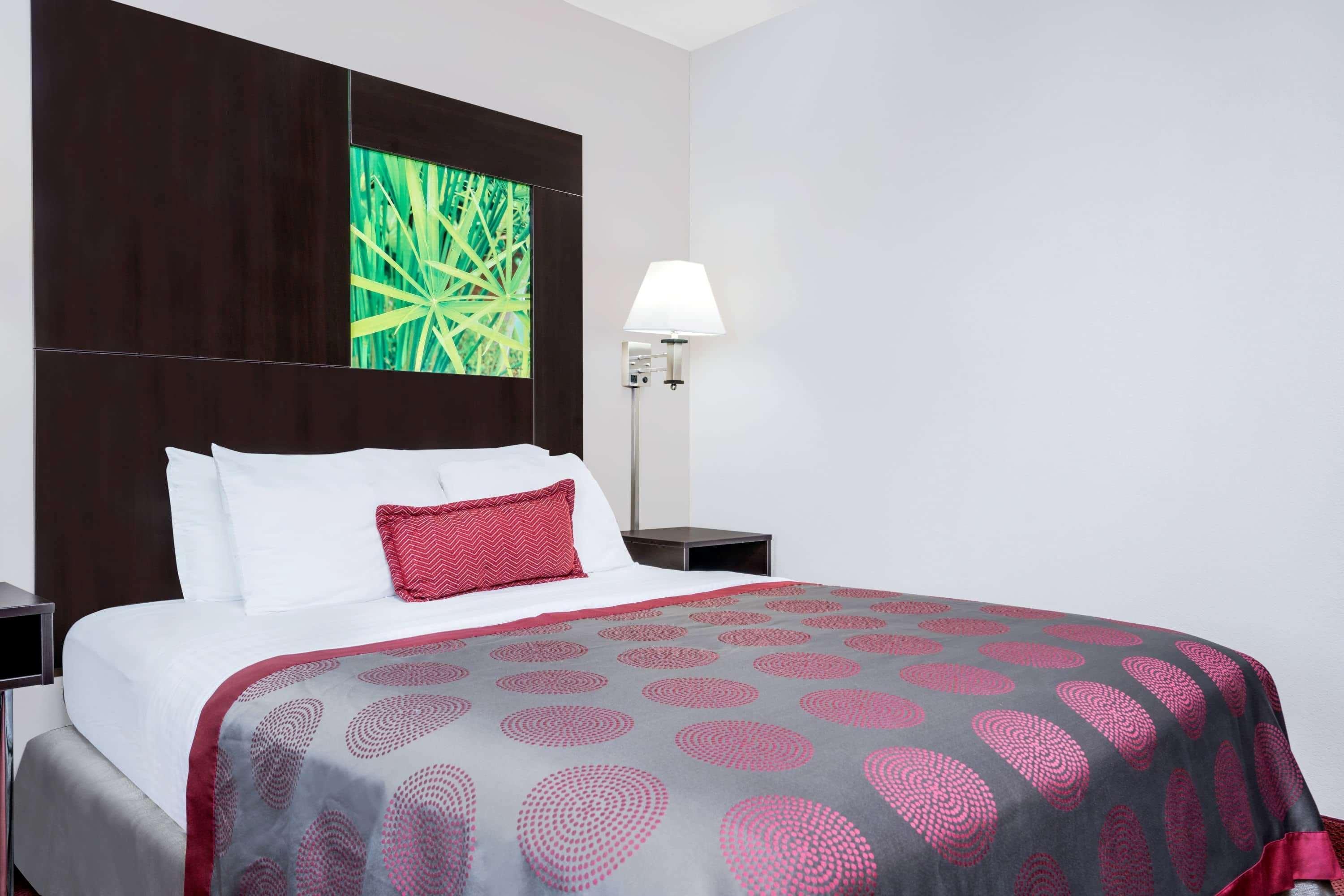 Ramada By Wyndham Minneapolis Golden Valley Екстер'єр фото
