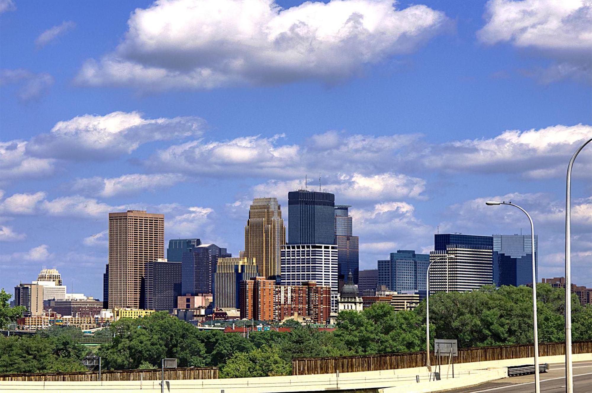 Ramada By Wyndham Minneapolis Golden Valley Екстер'єр фото